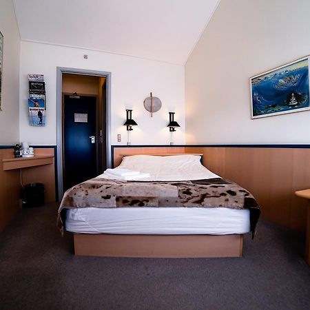 Hotel Qaqortoq Екстер'єр фото