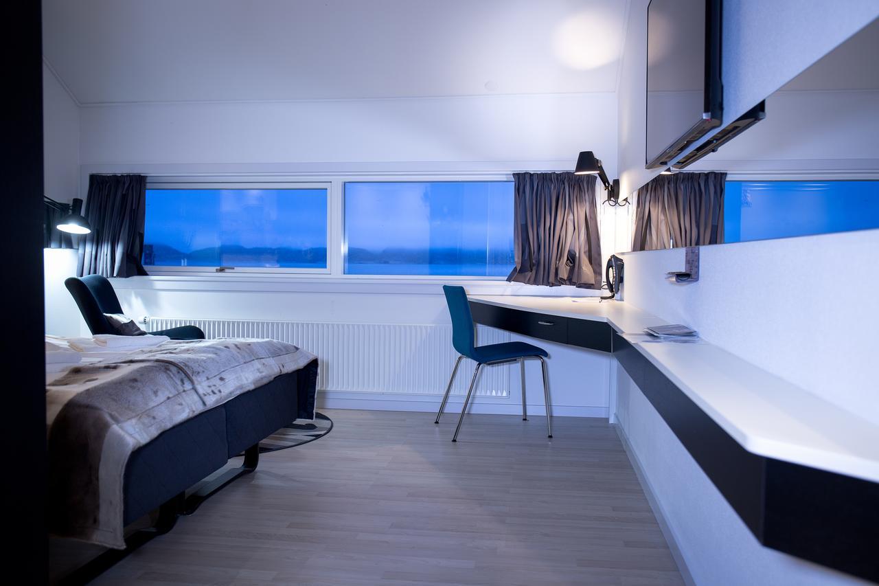 Hotel Qaqortoq Екстер'єр фото
